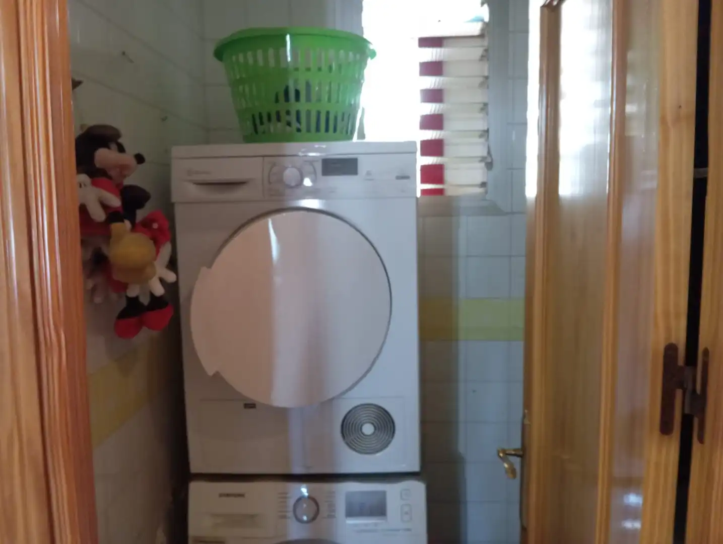 Bedroom of Flat for sale in Sevilla  with Air Conditioner, Private garden and Furnished