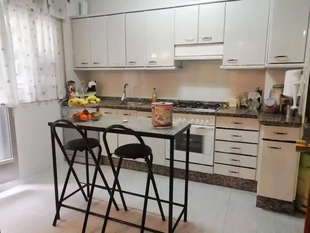 Cuina de Pis en venda en Poio amb Balcó