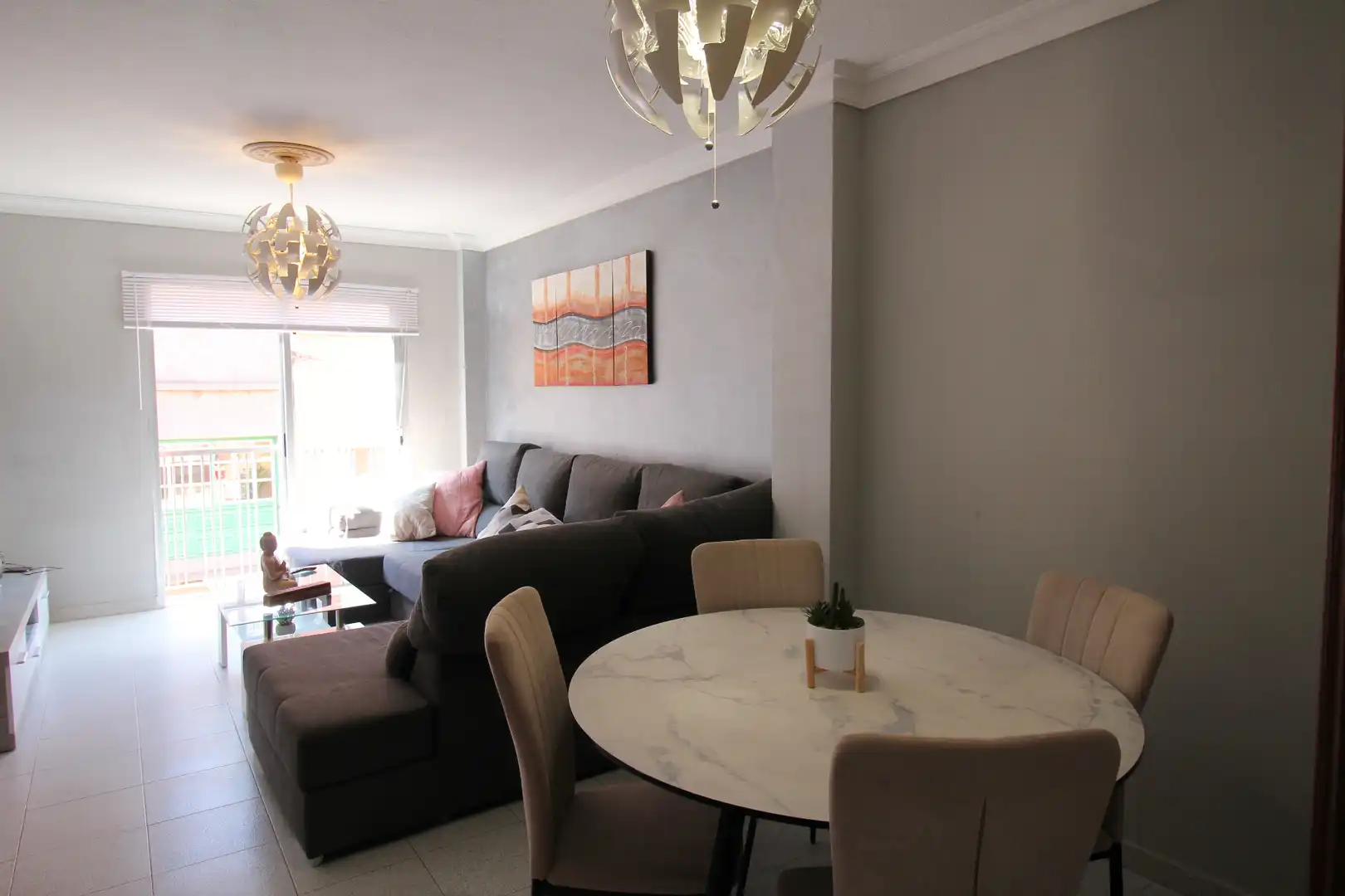 Living room of Flat for sale in San Cristóbal de la Laguna  with Terrace, Storage room and Furnished