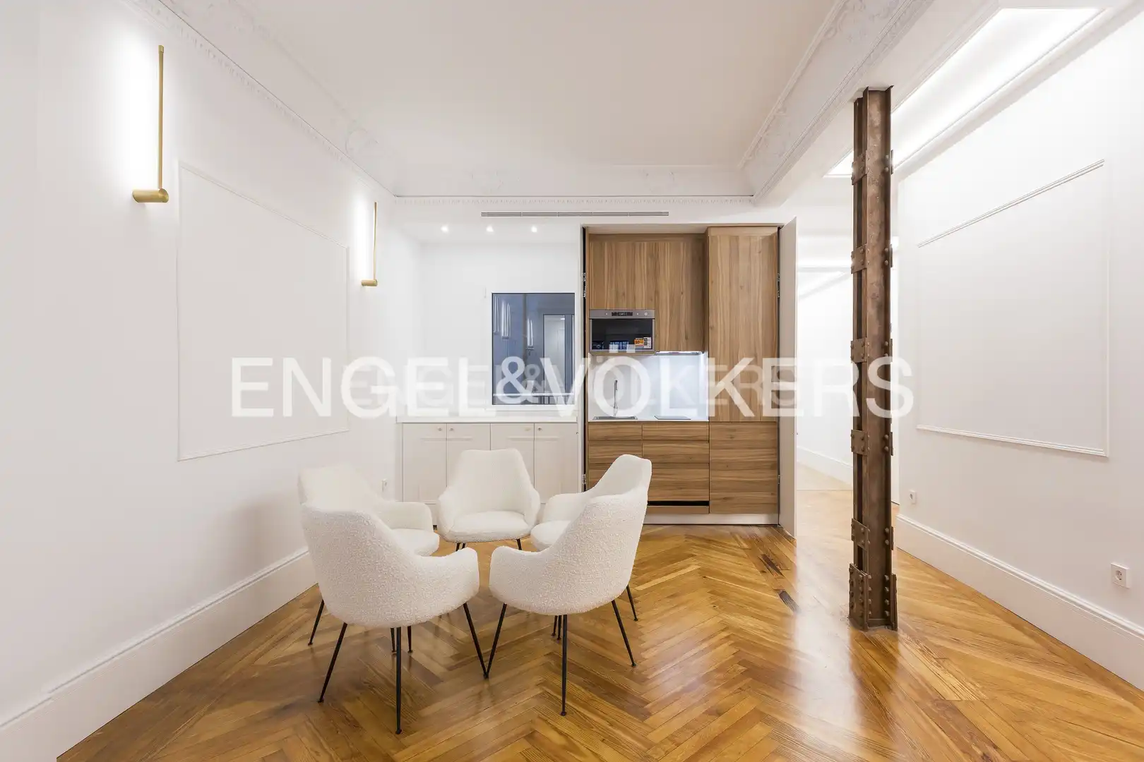 Dining room of Flat for sale in Madrid  with Air Conditioner, Heating and Furnished