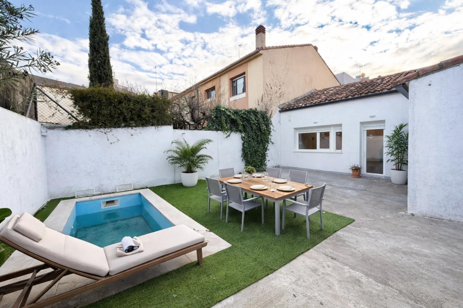 Terraza de Casa adosada en venta en Guadalajara Capital con Aire acondicionado, Calefacción y Jardín privado