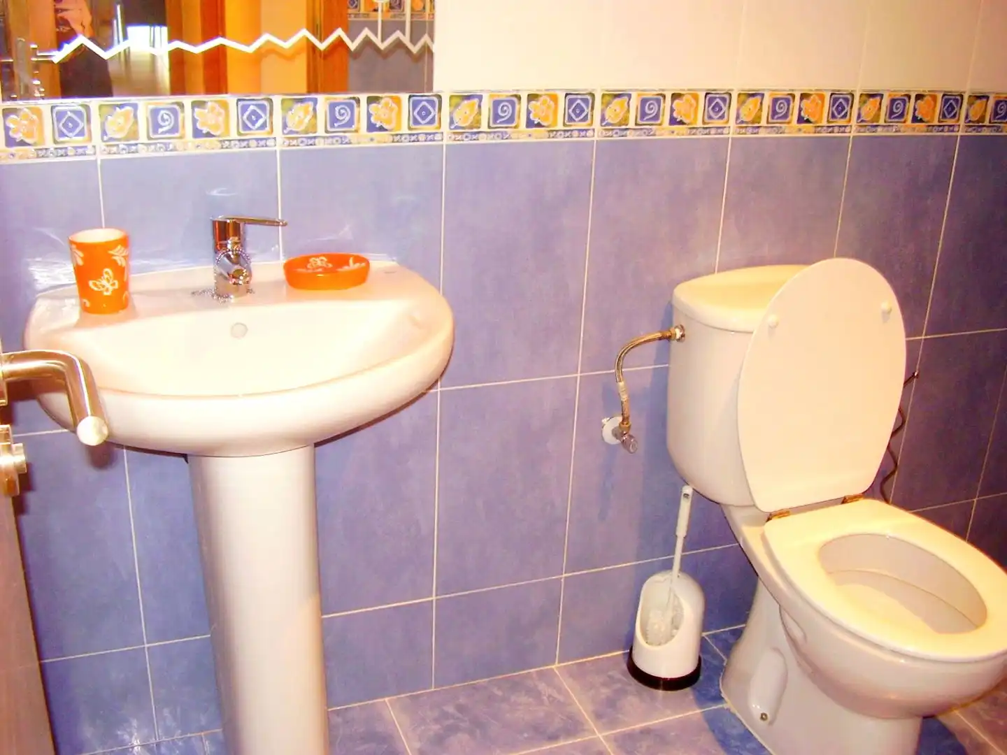 Badezimmer von Wohnung zur Miete in Llandels