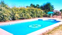 Swimming pool of House or chalet for sale in Sanlúcar la Mayor  with Air Conditioner, Terrace and Storage room