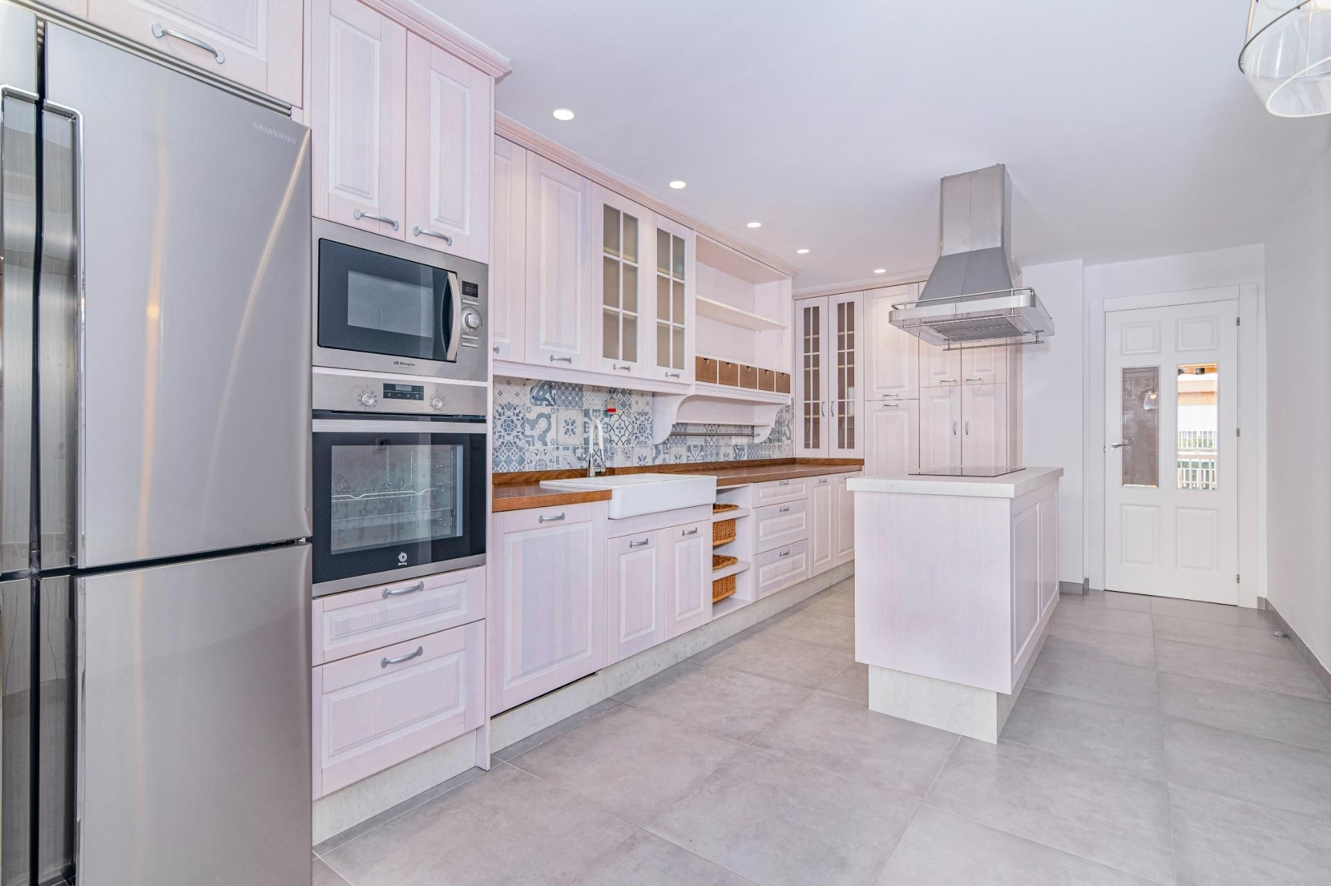 Cuina de Casa adosada en venda en  Granada Capital amb Parquet