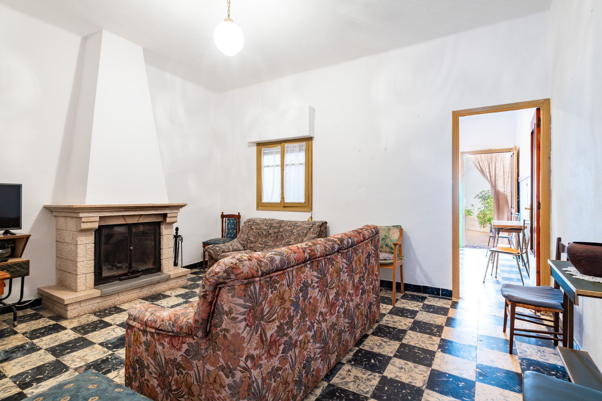 Sala d'estar de Casa adosada en venda en Vila-real amb Terrassa i Traster