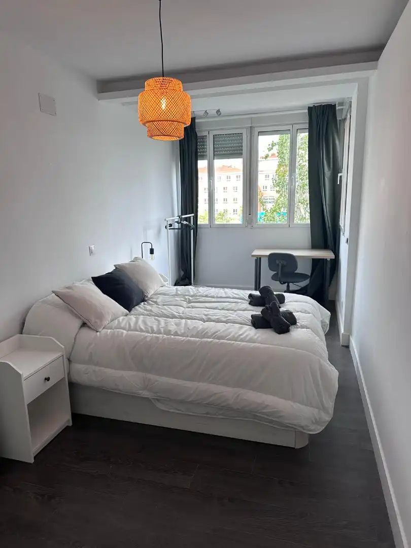 Bedroom of Flat for rent in Madrid  with Air Conditioner, Heating and Furnished