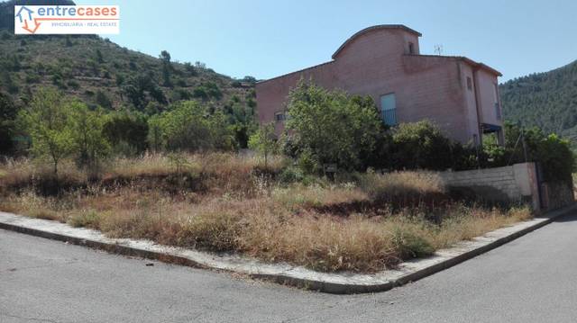 Terreno residencial en Venta en Azuébar