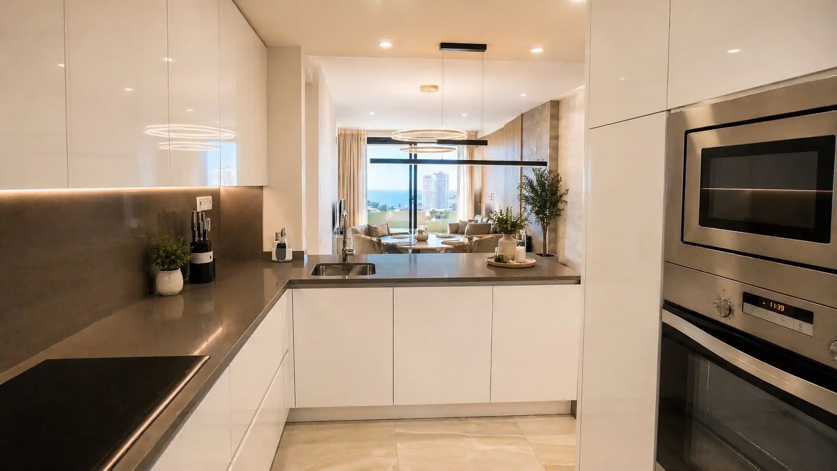 Apartment with pool for sale in Playa de Poniente, imagen 11