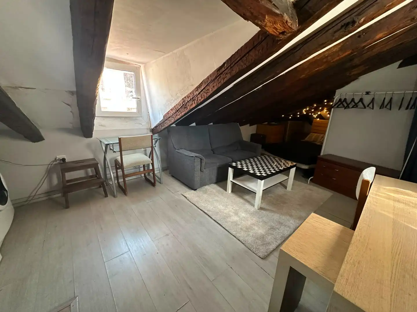 Wohnung zum Verkauf in Madrid mit Klimaanlage, Möbliert und Ofen