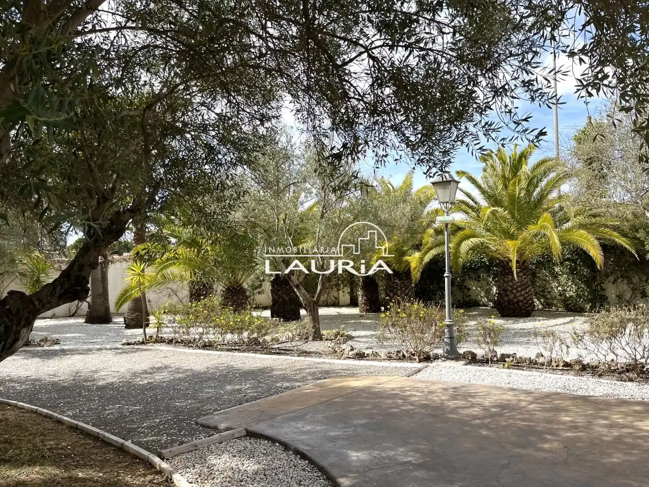 Vista exterior de Casa o chalet en venta en San Antonio de Benagéber con Aire acondicionado, Calefacción y Jardín privado