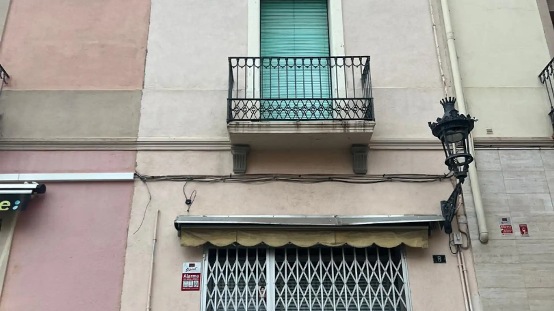Exterior view of Houses for sale in Mollet del Vallès  with Balcony and Alarm