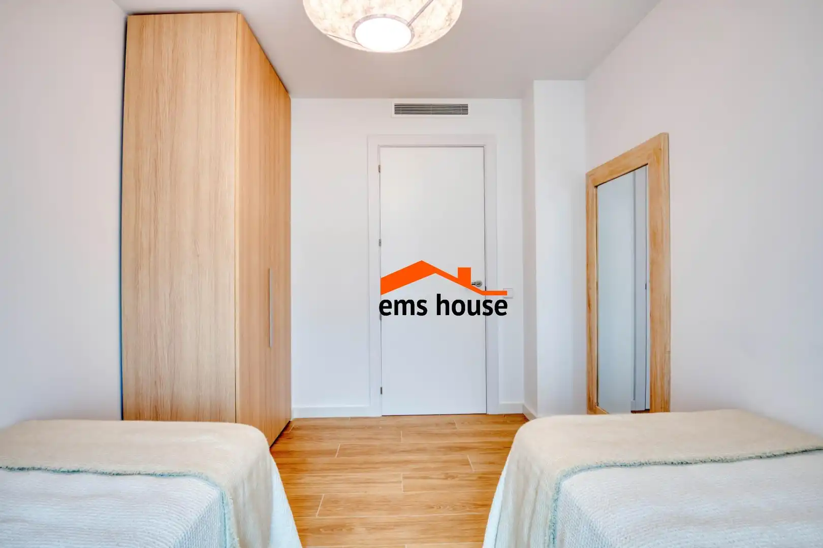 Habitación de Ático en venta en Calonge i Sant Antoni con Terraza, Trastero y Amueblado