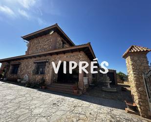 Vista exterior de Finca rústica en venda en Alange amb Aire condicionat, Calefacció i Terrassa