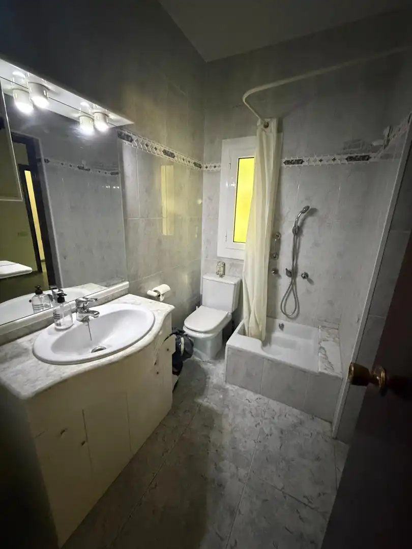 Baño de Piso en venta en Barcelona con Balcón
