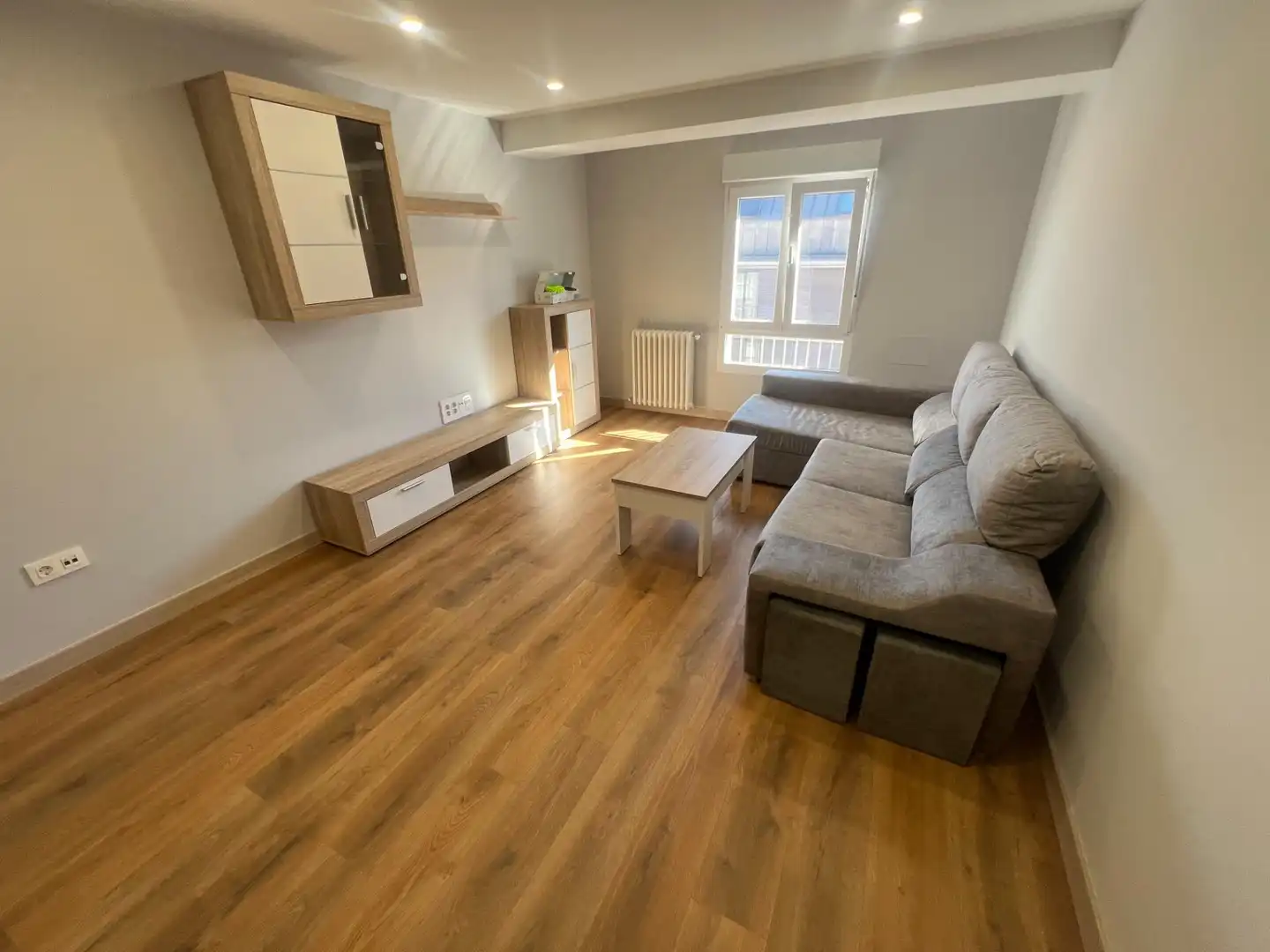 Living room of Flat for rent in León Capital   with Heating and Parquet flooring