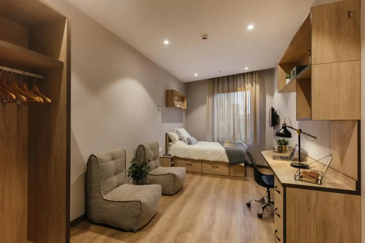 Habitación de Piso de alquiler en Donostia - San Sebastián  con Aire acondicionado, Amueblado y Internet