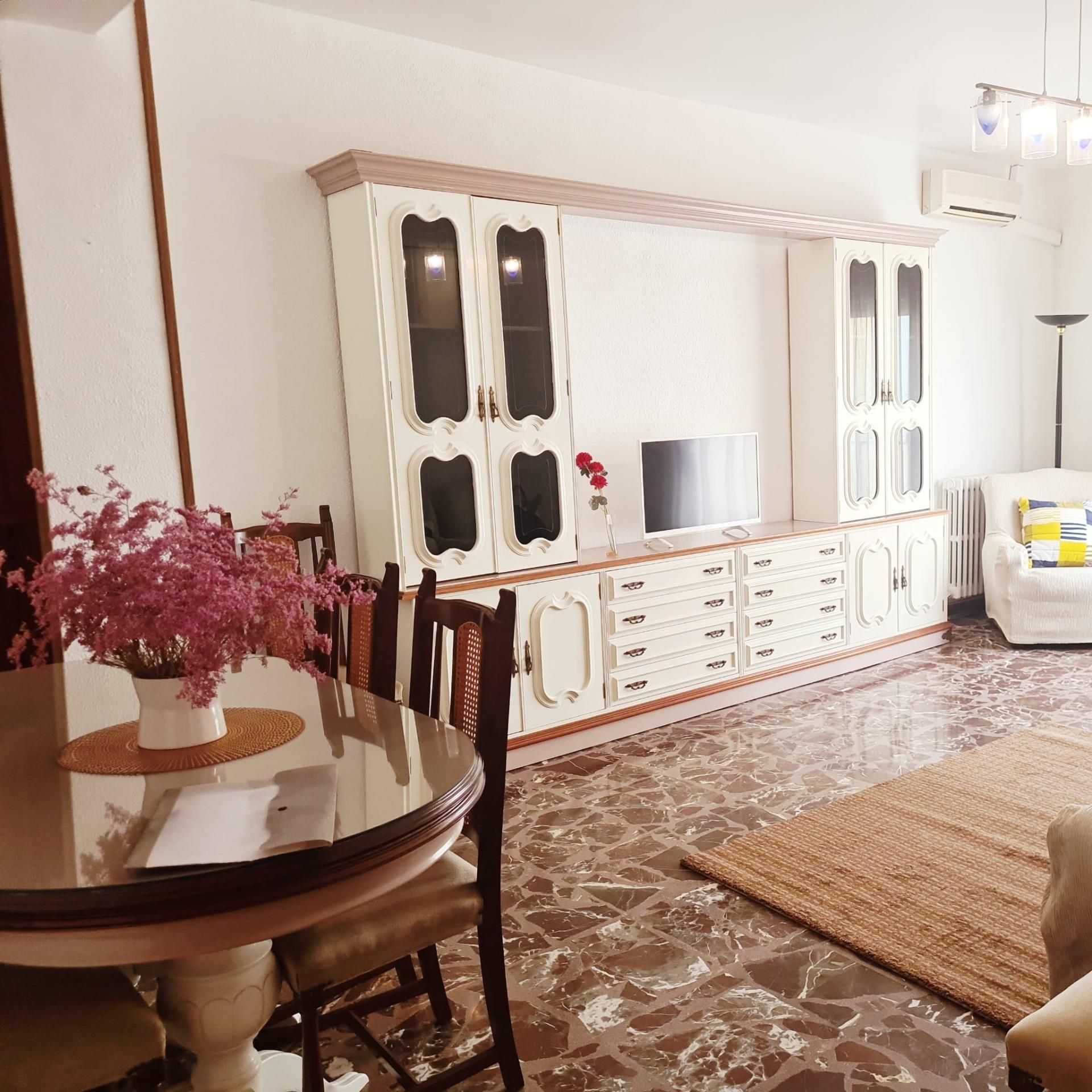 Sala d'estar de Pis en venda en Campos del Río amb Aire condicionat, Terrassa i Balcó