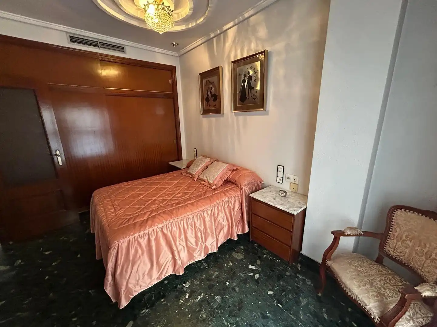 Bedroom of Flat for sale in Valencia  with Air Conditioner, Terrace and Balcony