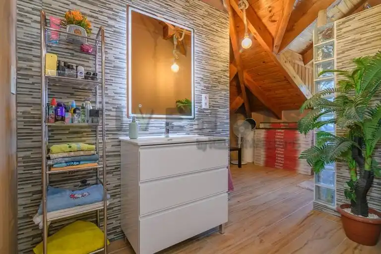 Casa amb terrassa en venda a Corbera de Llobregat, imagen 73