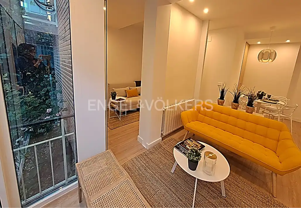 Living room of Apartments for rent in Madrid  with Air Conditioner, Heating and Furnished