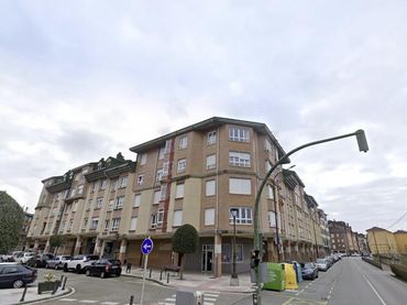 Appartement avec ascenseur à vendre à Calle Naranjo de Bulnes