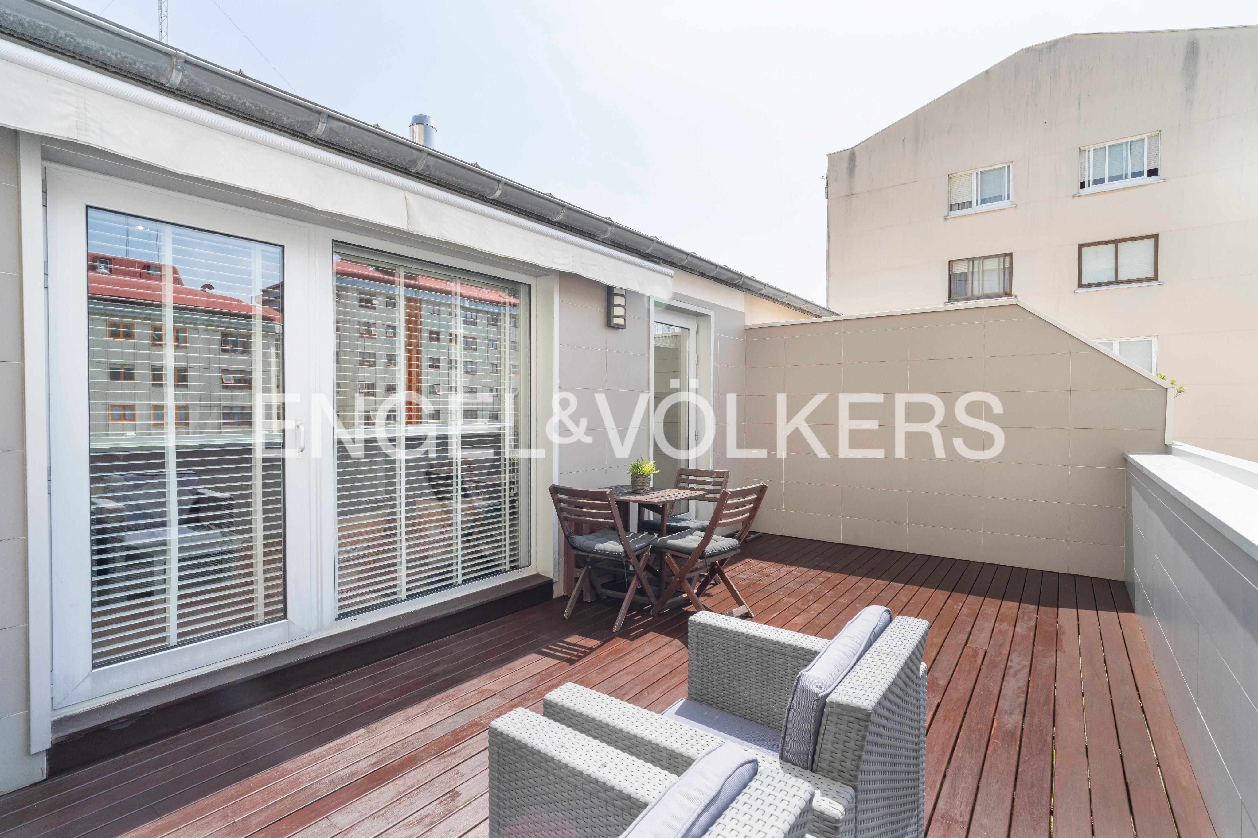 Apartment for sale in Monte Alto - Zalaeta - Atocha