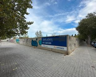 Vista exterior de Edifici en venda en Figueres