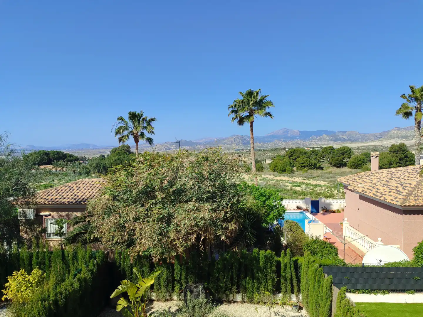 Vista exterior de Casa o chalet en venta en Busot con Aire acondicionado, Calefacción y Jardín privado