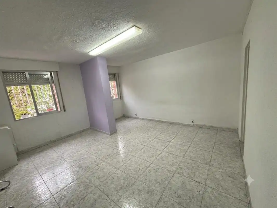 Planta baja en venta en Madrid con Calefacción