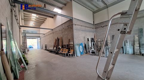 Foto 3 von Fabrikhallen zum Verkauf in Barrio Ballonti, La Florida, Portugalete