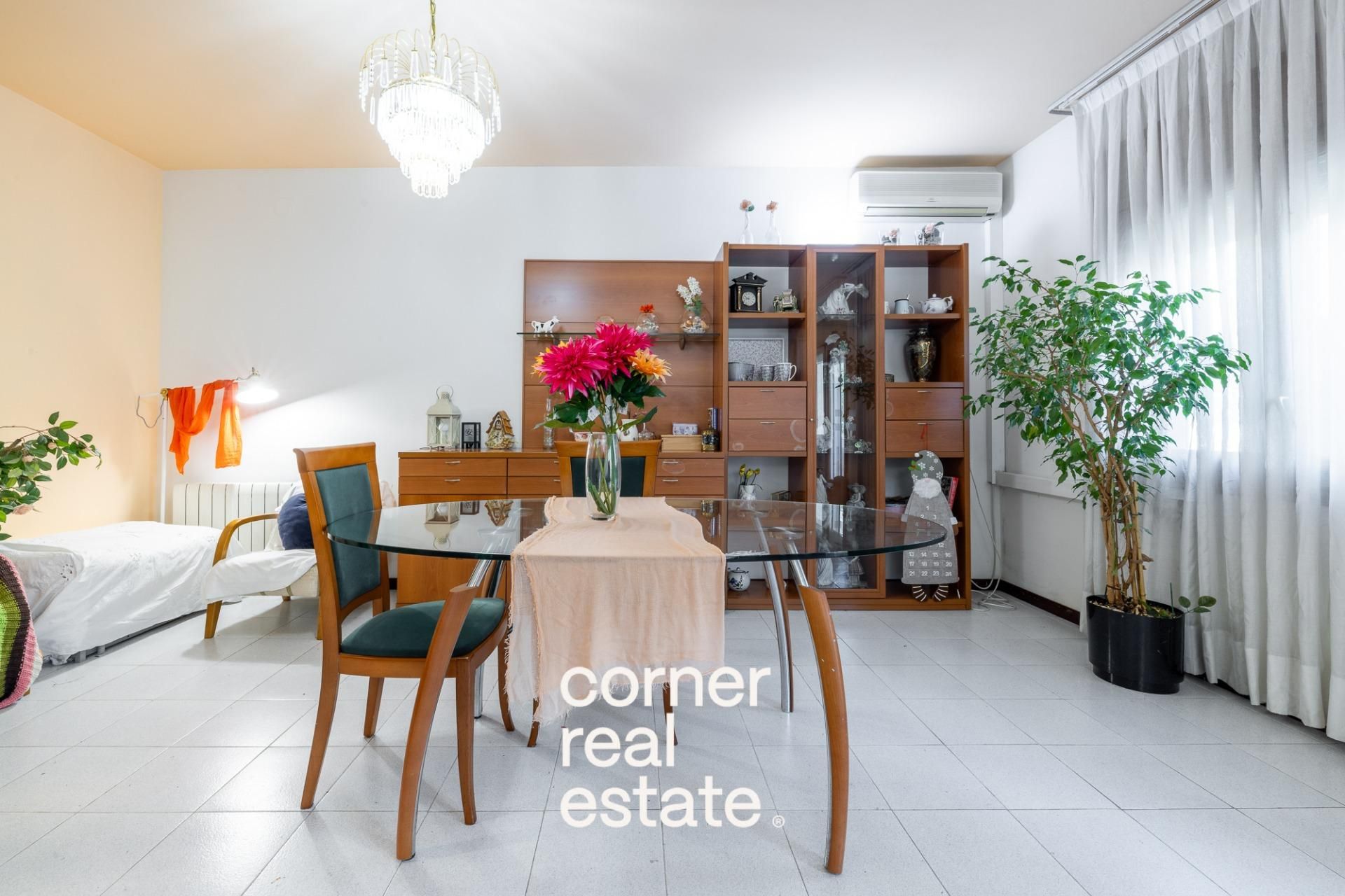 Exterior view of Single-family semi-detached for sale in Sant Cugat del Vallès  with Air Conditioner, Heating and Private garden