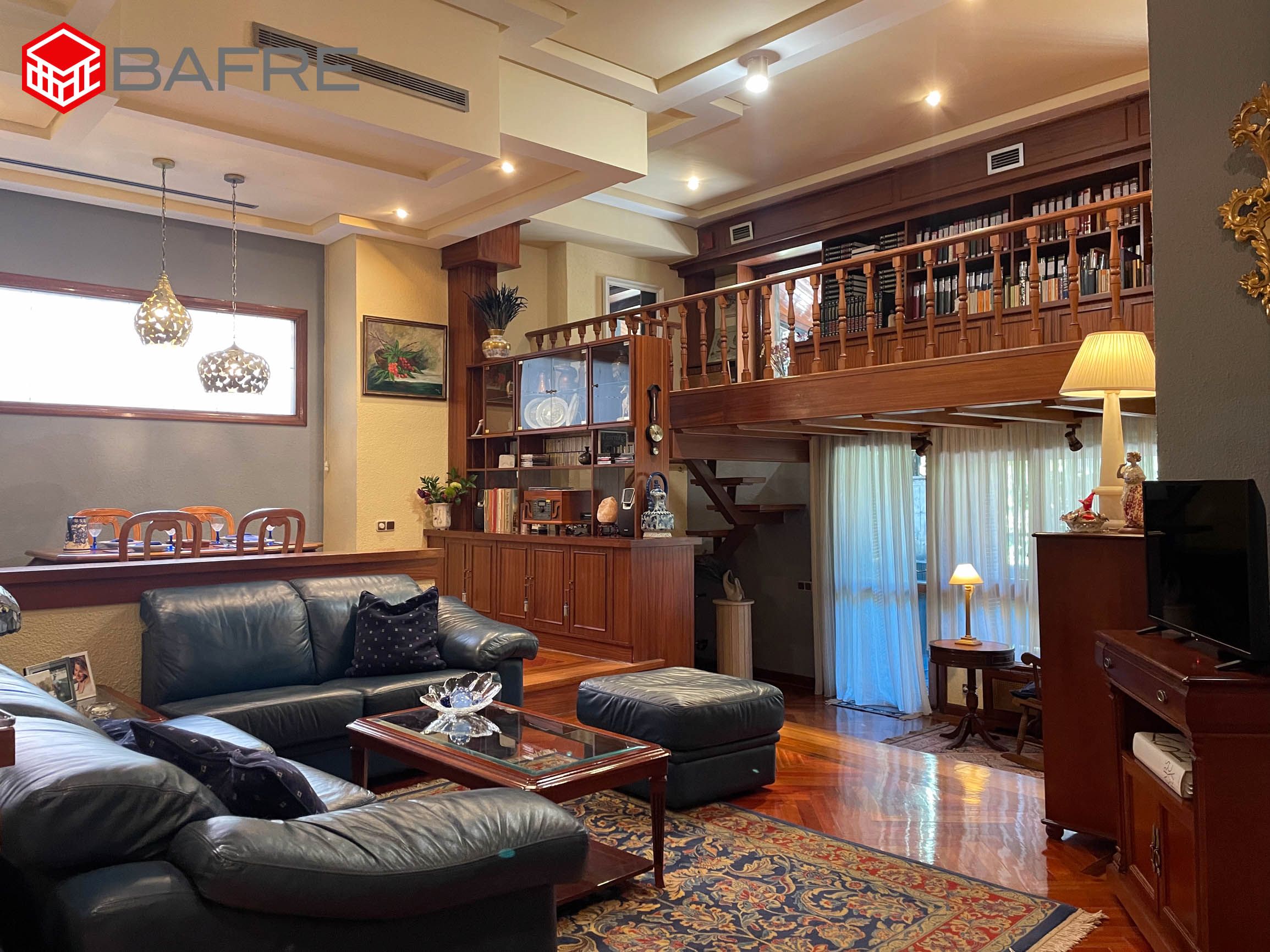 Living room of Flat for sale in  Madrid Capital  with Air Conditioner, Heating and Private garden