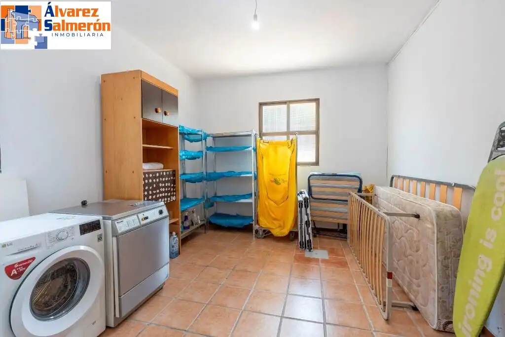 Houses for sale in Albolote  with Air Conditioner, Private garden and Terrace