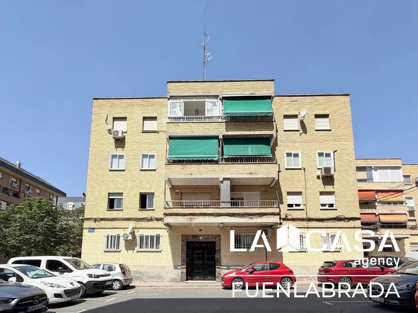 Exterior view of Flat for sale in Fuenlabrada  with Terrace