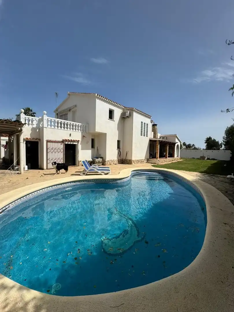 Casa con piscina en venta en Las Marinas / Les Marines, imagen 2