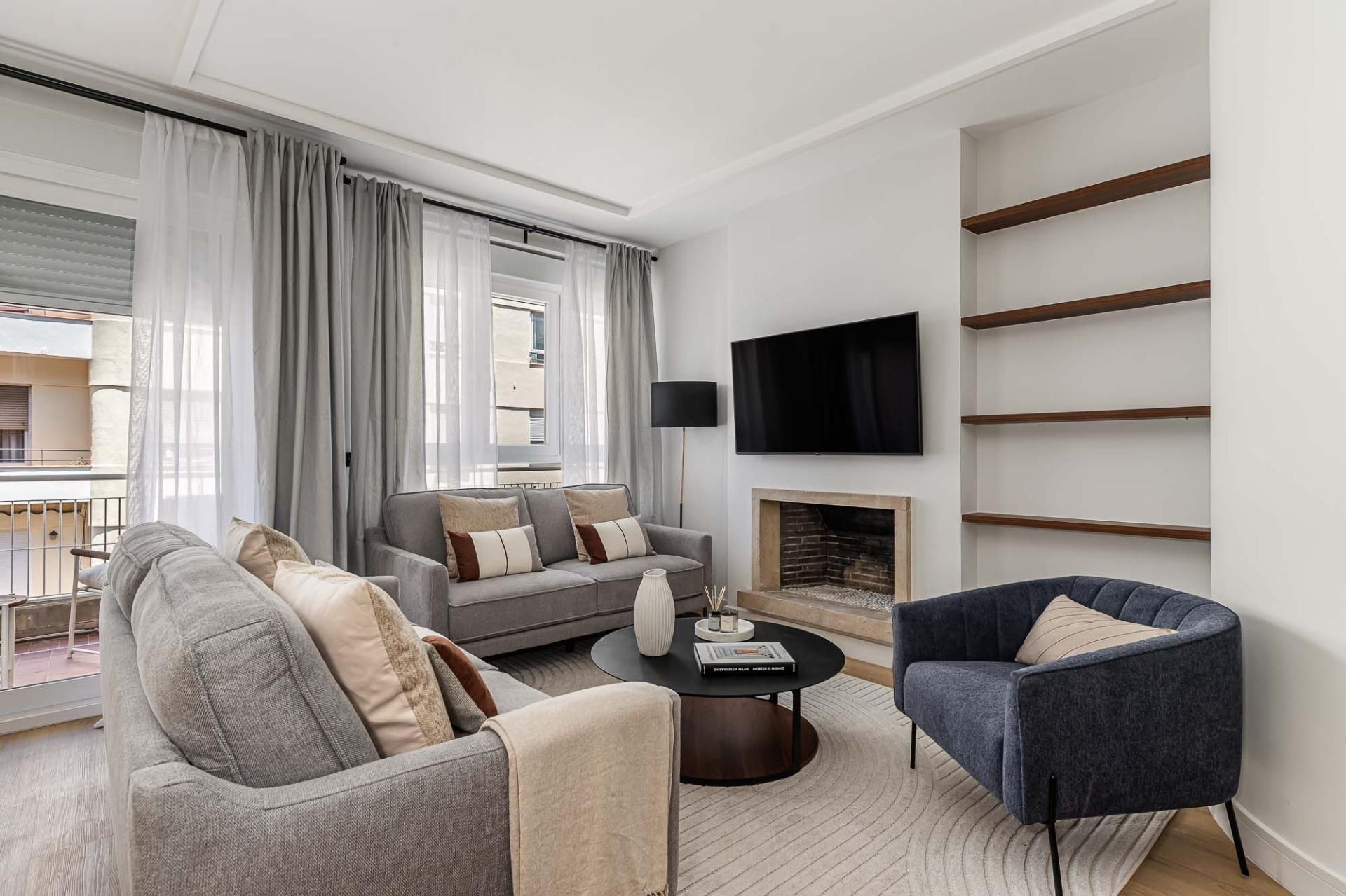 Sala d'estar de Apartament en venda en  Madrid Capital amb Terrassa