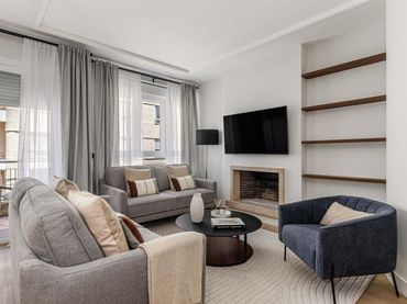 Apartamento con ascensor en venta en Chamberí