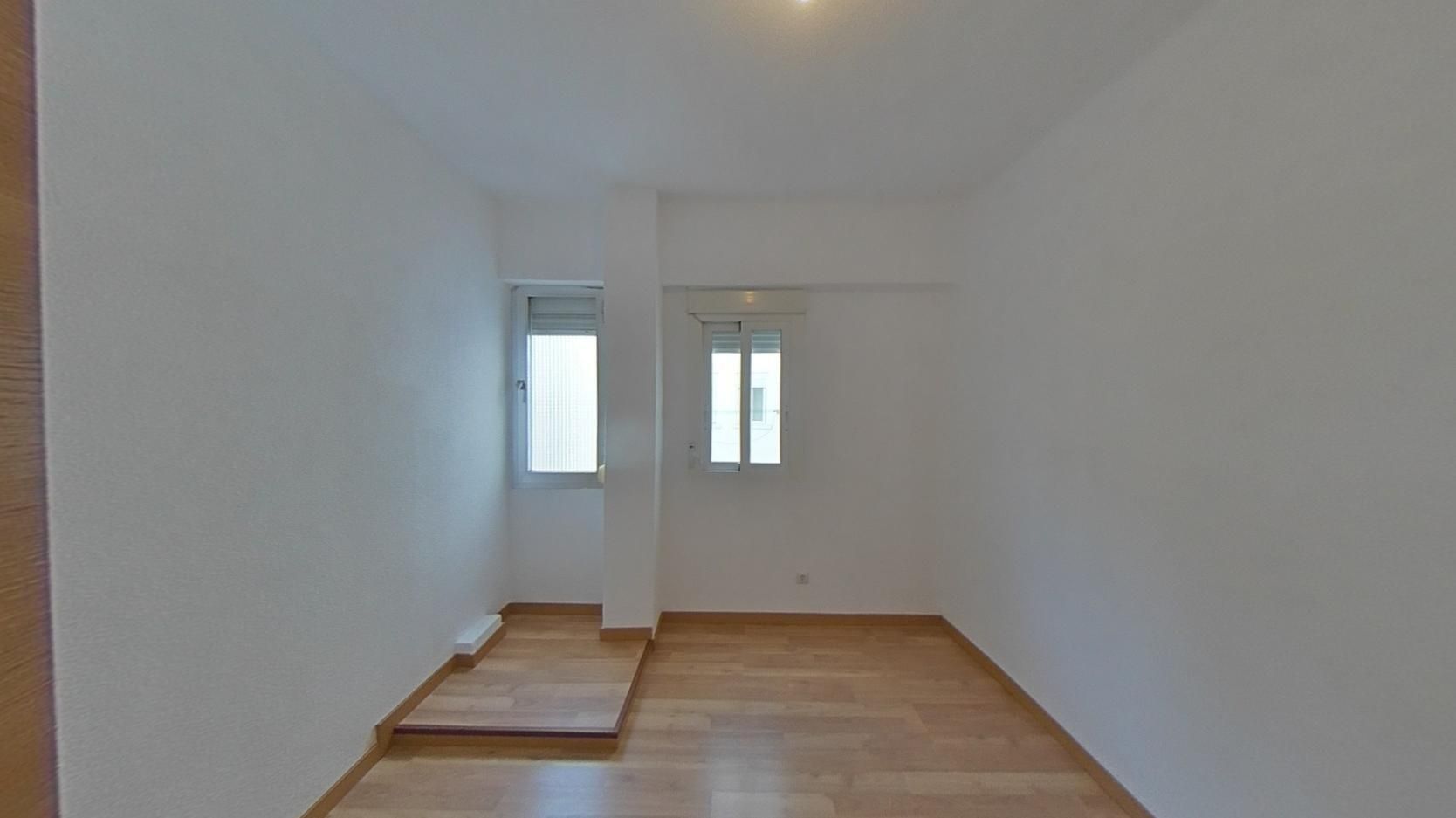 Flat for sale in  ALONDRA, Vista Alegre, Carabanchel