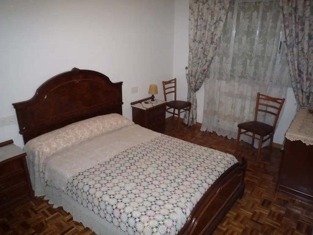 Habitación de Casa o chalet en venta en Cacabelos