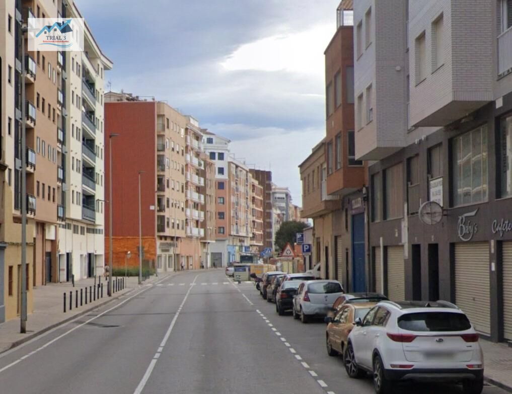 Piso en venta en Avenida SERRADAL, El Grao