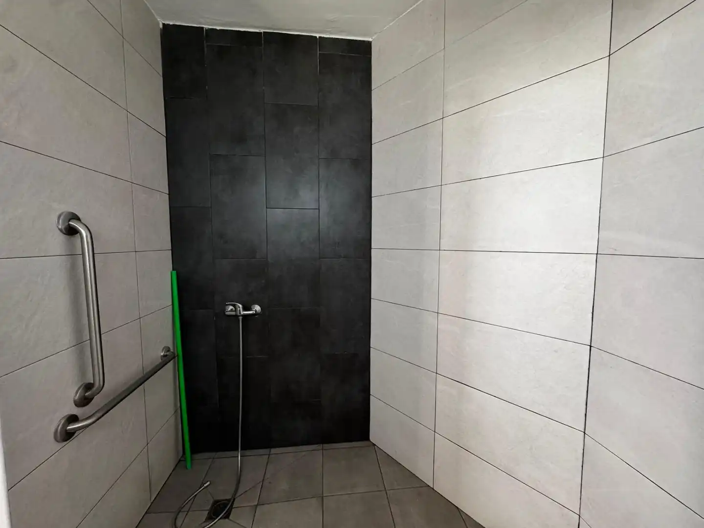 Badezimmer von Gebäude zur Miete in Gandia