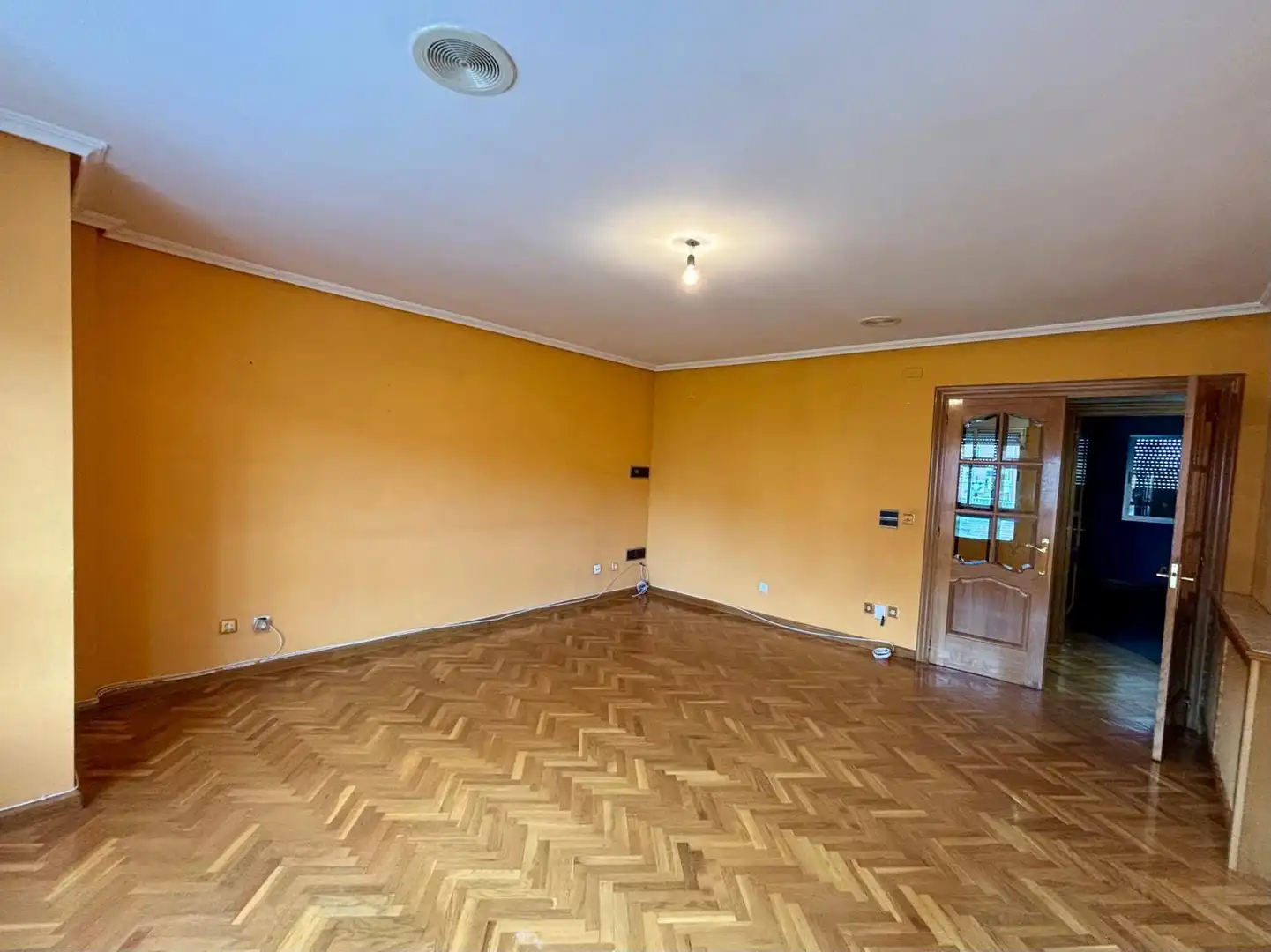 Sala d'estar de Pis en venda en Ponferrada amb Traster