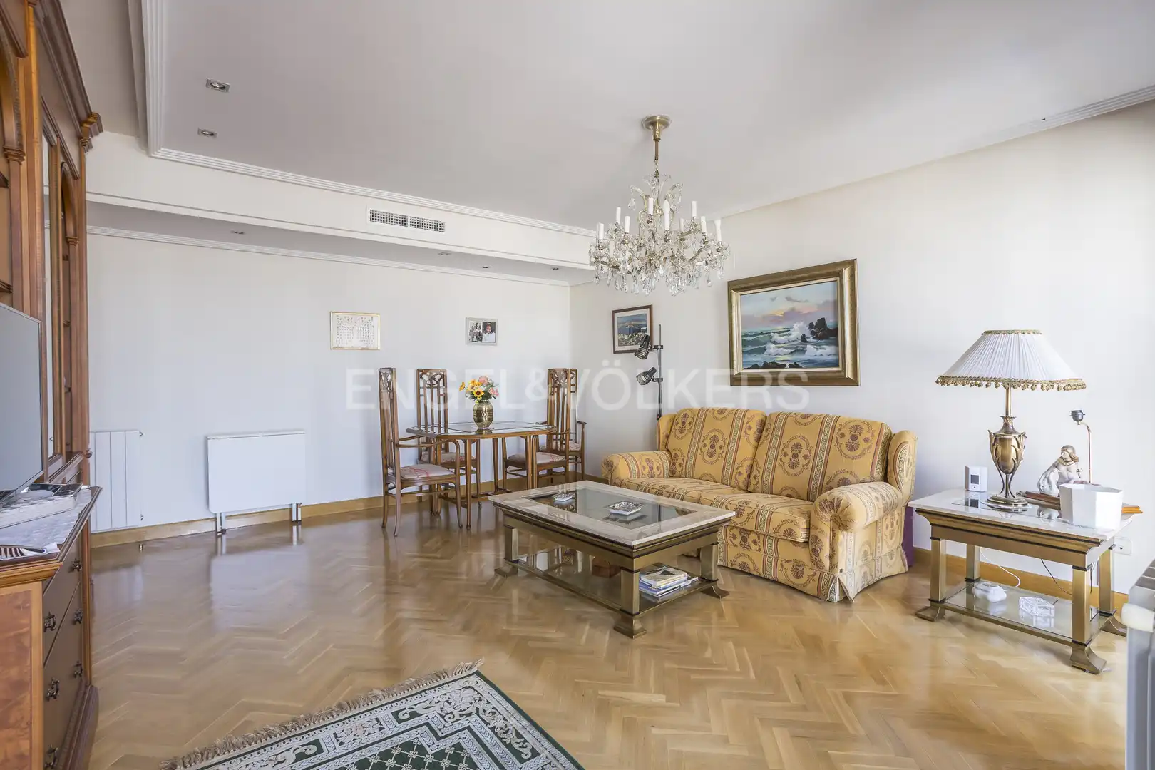 Sala d'estar de Pis en venda en Madrid amb Aire condicionat, Calefacció i Jardí privat