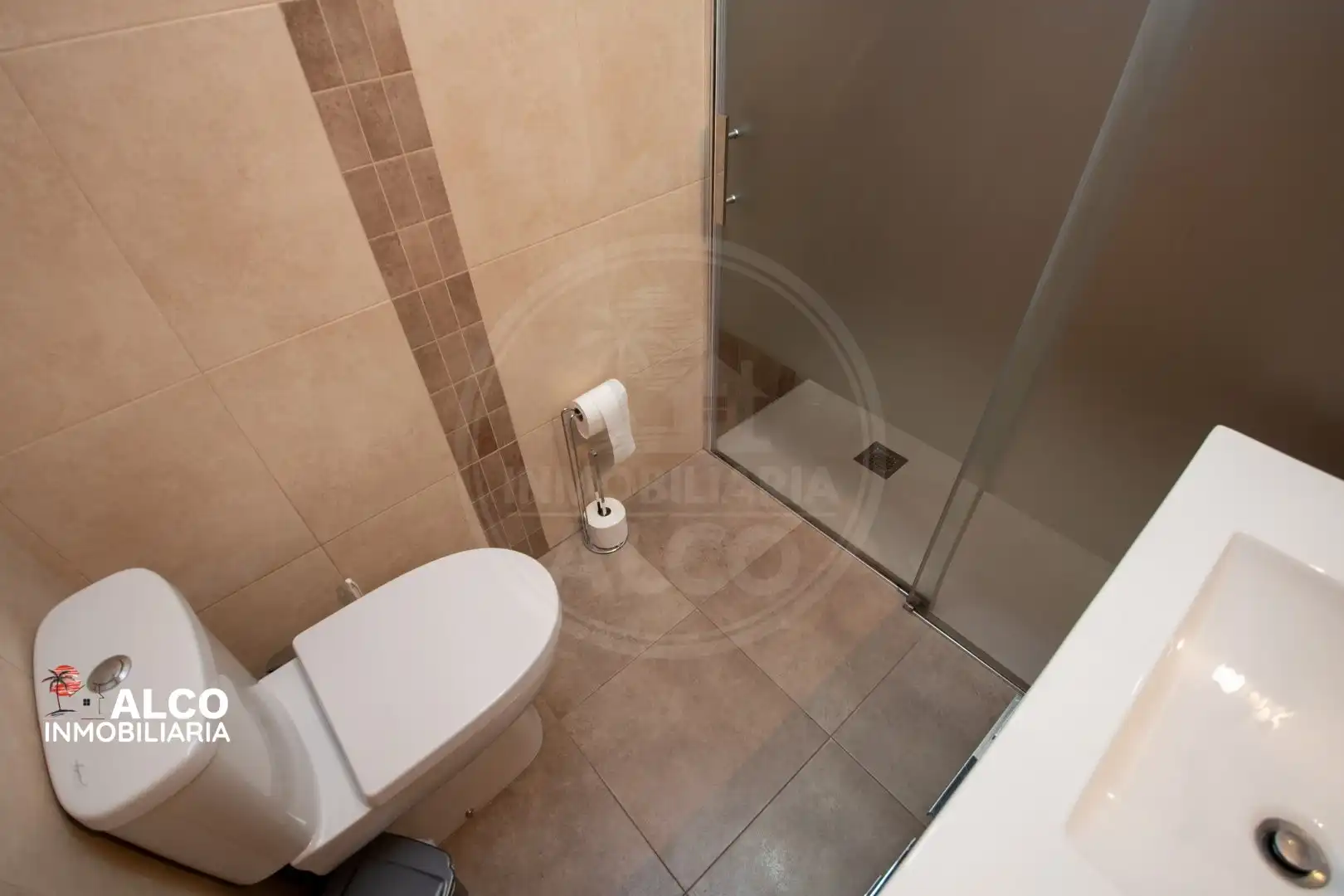 Badezimmer von Wohnung zur Miete in Torrox mit Klimaanlage