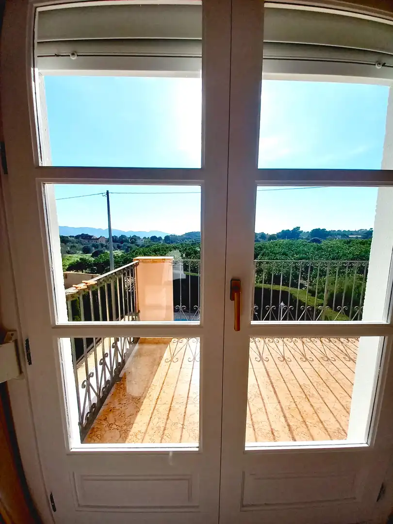 Balcony of Houses for sale in L'Alfàs del Pi  with Air Conditioner, Private garden and Terrace