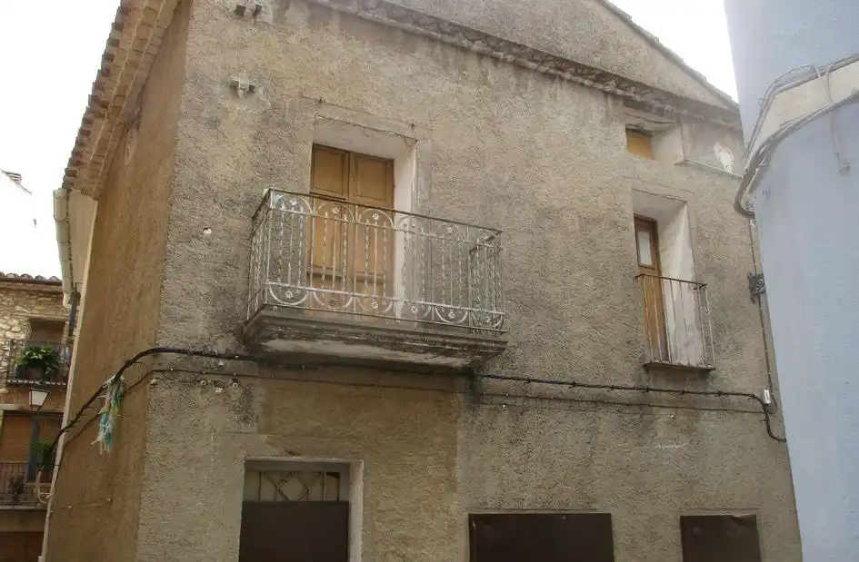 Exterior view of Houses for sale in Vilanova d'Alcolea  with Alarm