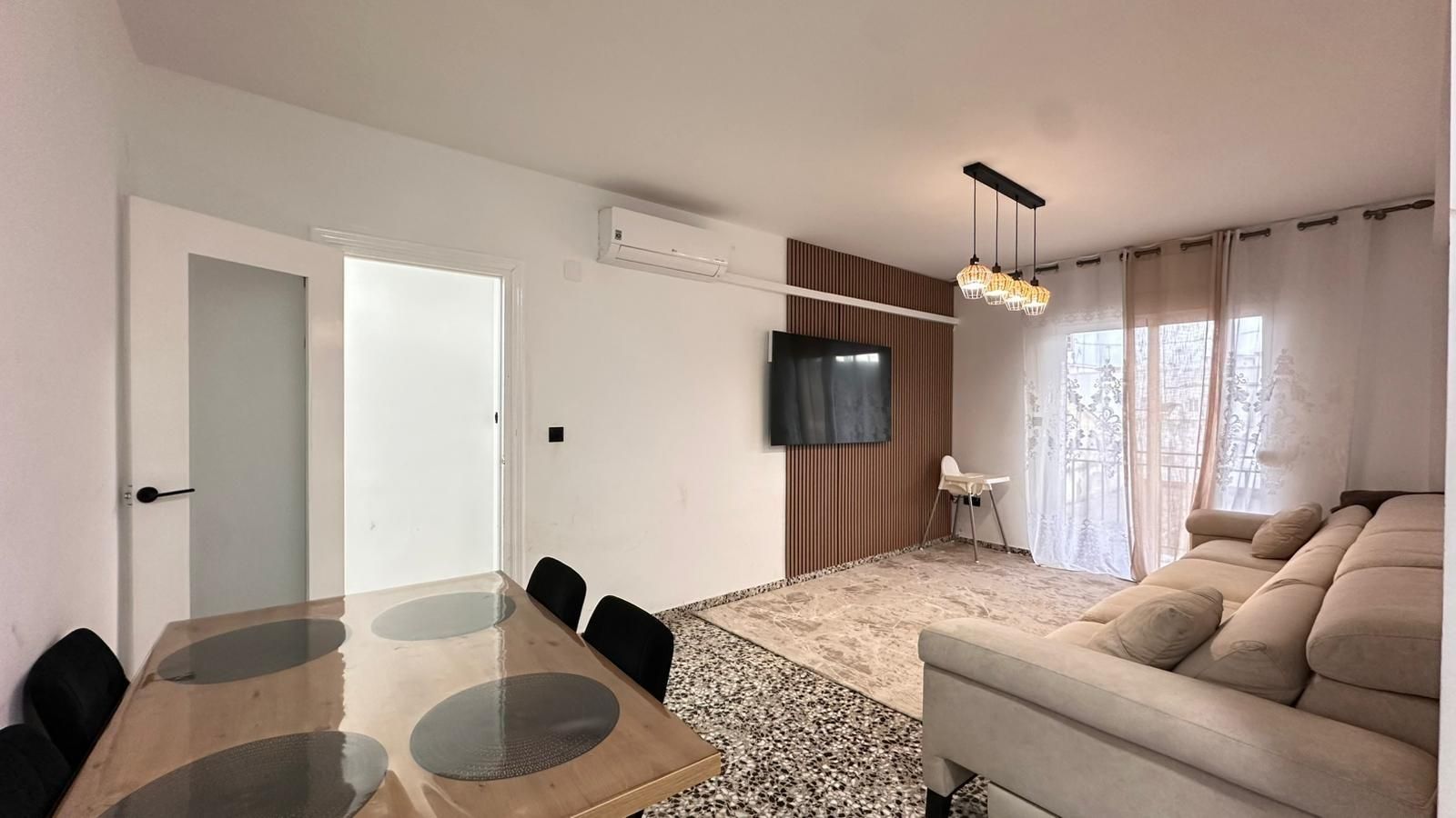 Sala de estar de Piso en venta en Carlet con Aire acondicionado, Trastero y Balcón