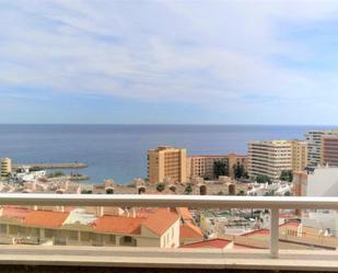 Vista exterior de Casa o xalet de lloguer en Roquetas de Mar amb Aire condicionat, Terrassa i Balcó