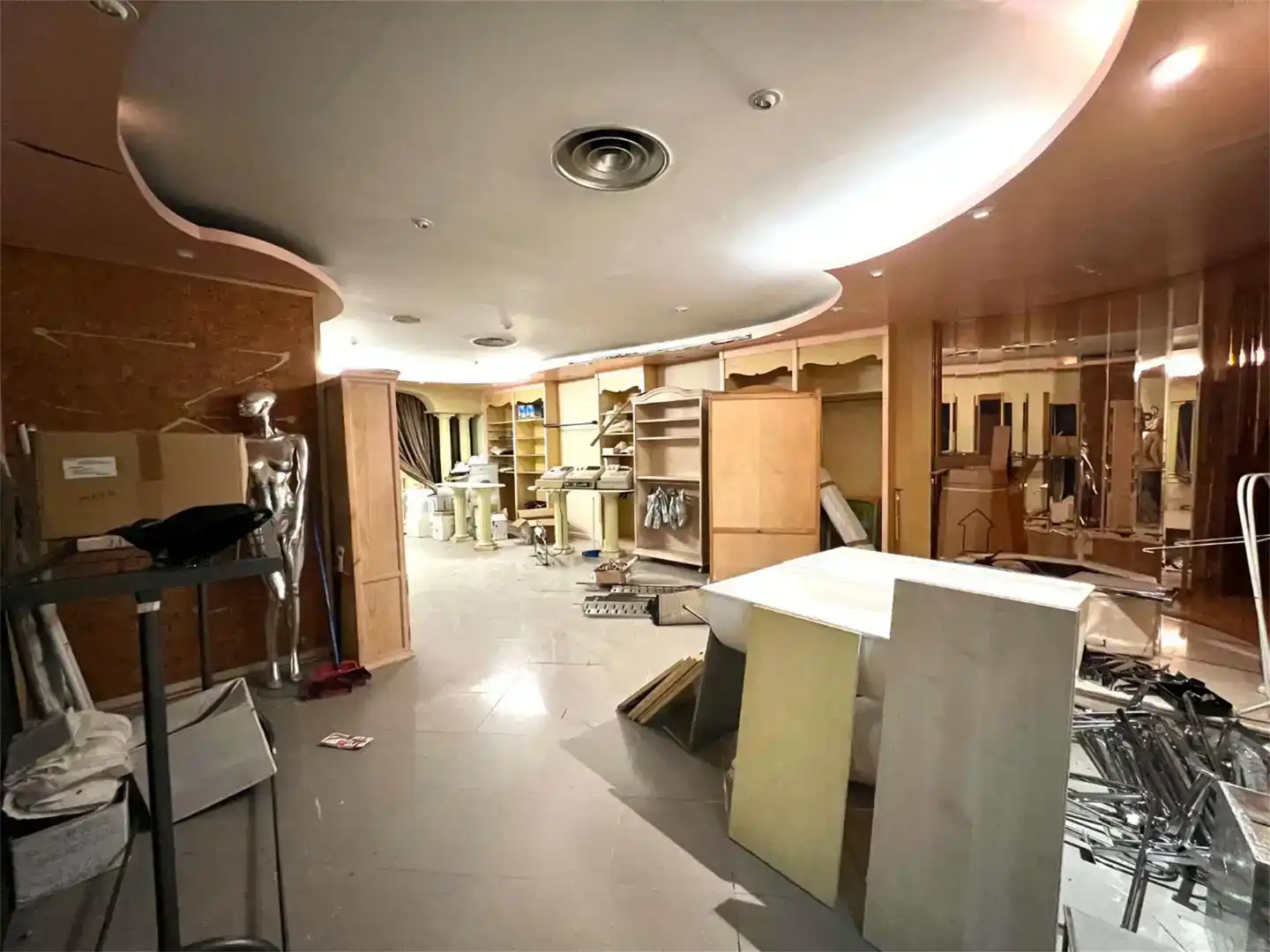 Local en venta en Tarancón