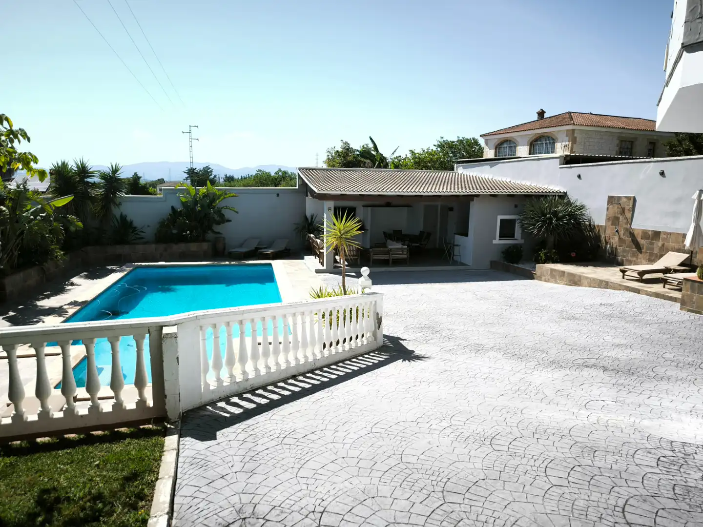Schwimmbecken von Haus oder Chalet zum Verkauf in San Roque mit Klimaanlage, Terrasse und Schwimmbad
